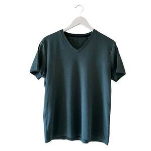 EAC Luxury Solid Green Short Sleeves Cotton V-Neck Basic T-Shirt SZ M